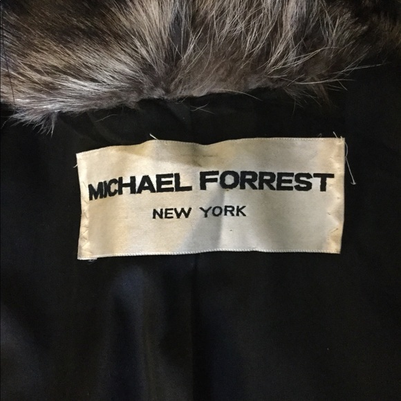MICHAEL FORREST VINTAGE RACCOON FUR FULL LGTH COAT - Picture 3 of 7